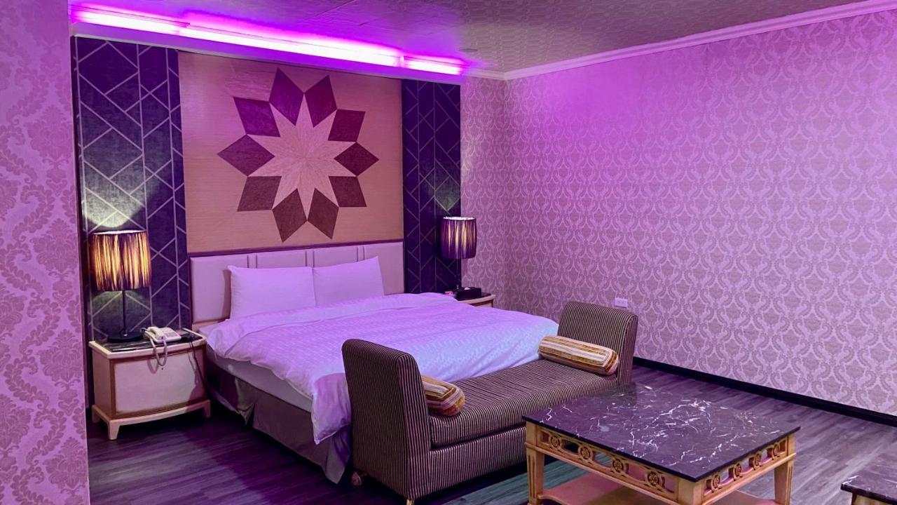 Huang Xing Motel Pingtung Exterior foto