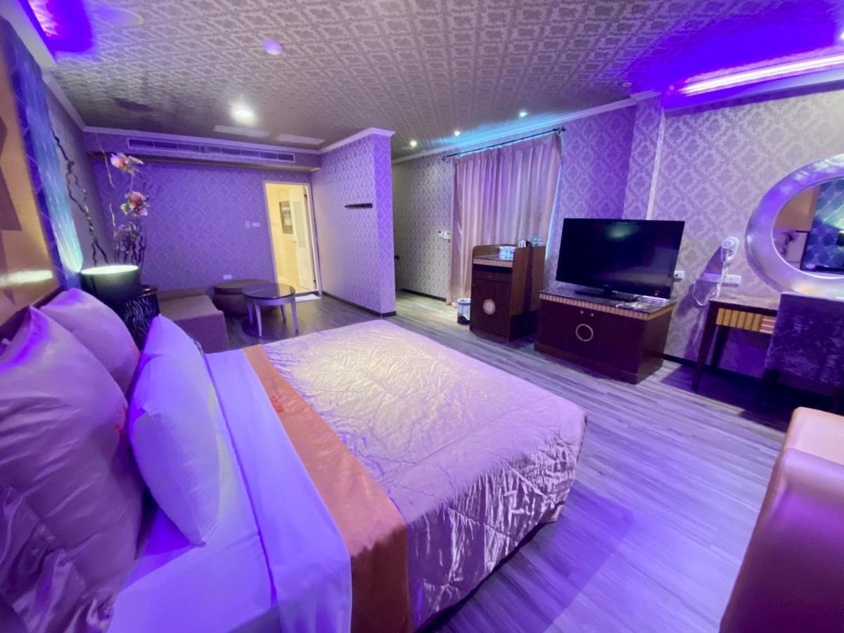 Huang Xing Motel Pingtung Exterior foto